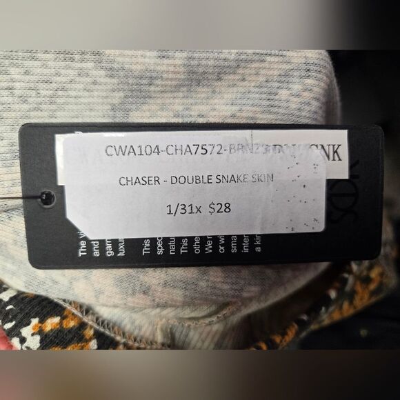 Chaser Ribbed Tee w Double Snakeskin Print Sz S NEW - Picture 8 of 9